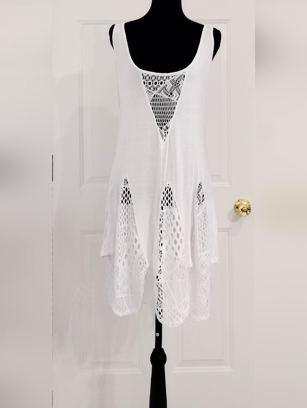 VENUS Sz M White Crochet Beach Coverup Tunic